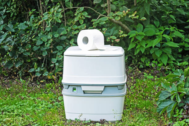 Portable Toilet Options We Offer in Dawsonville, GA