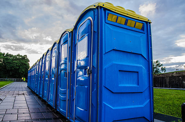 Best Portable restroom trailer rental  in Dawsonville, GA